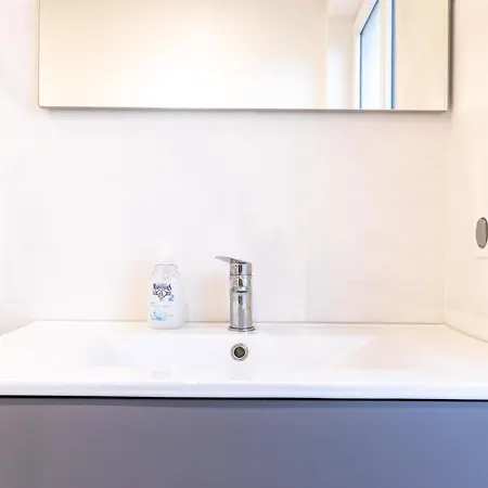 Apartment Standing Thermes - Confort - Proche Thermes & Bords D'allier *